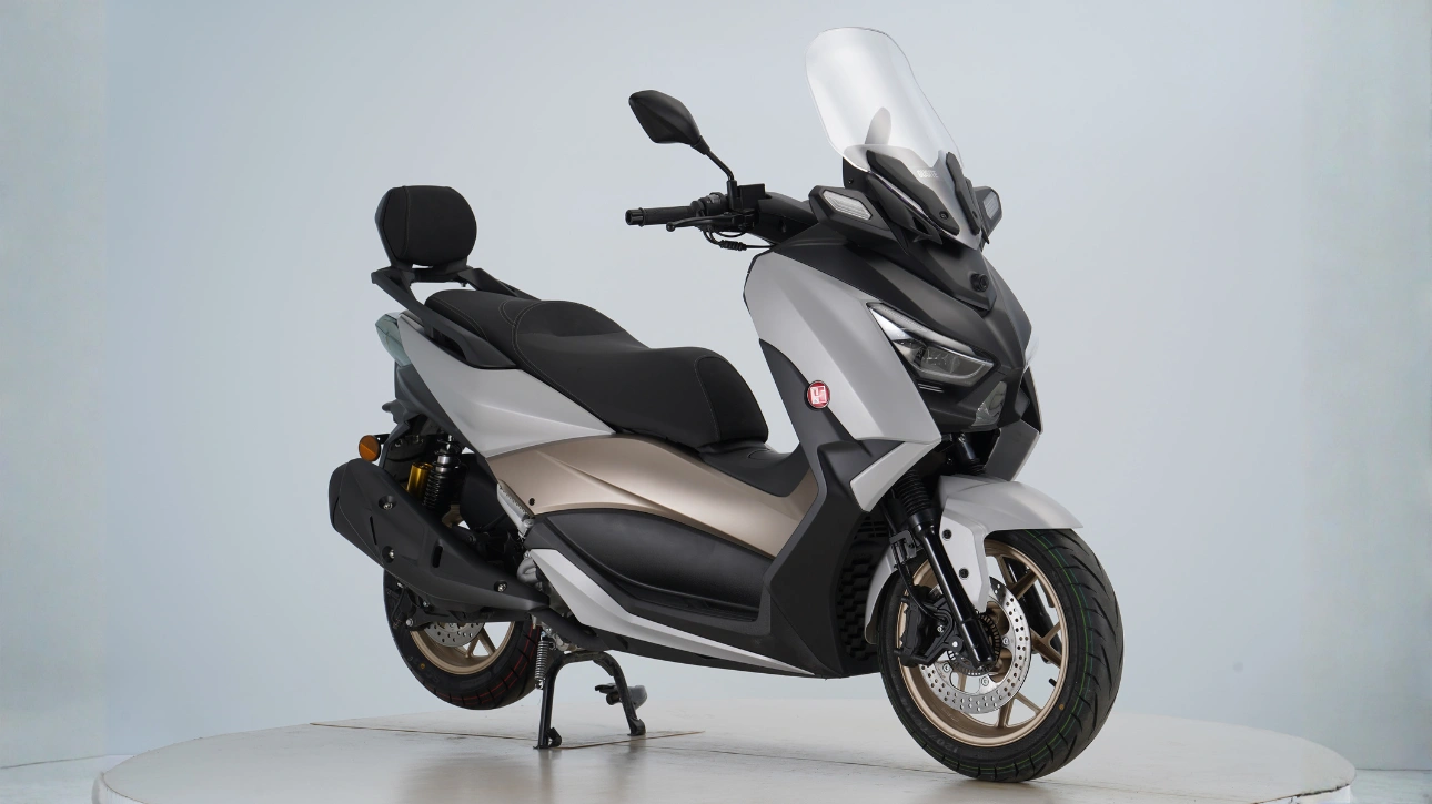 SLC XMAX